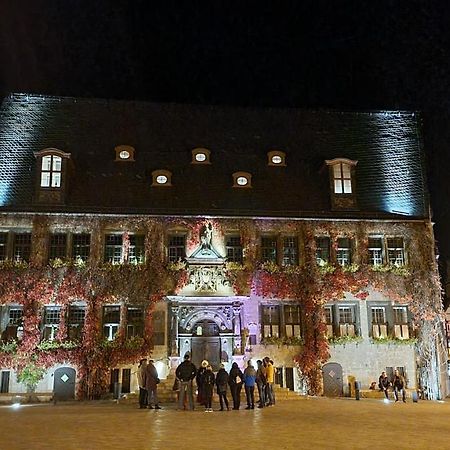Fewo Otto- Sanierte Ferienwohnung Im Einzeldenkmal Quedlinburg Luaran gambar